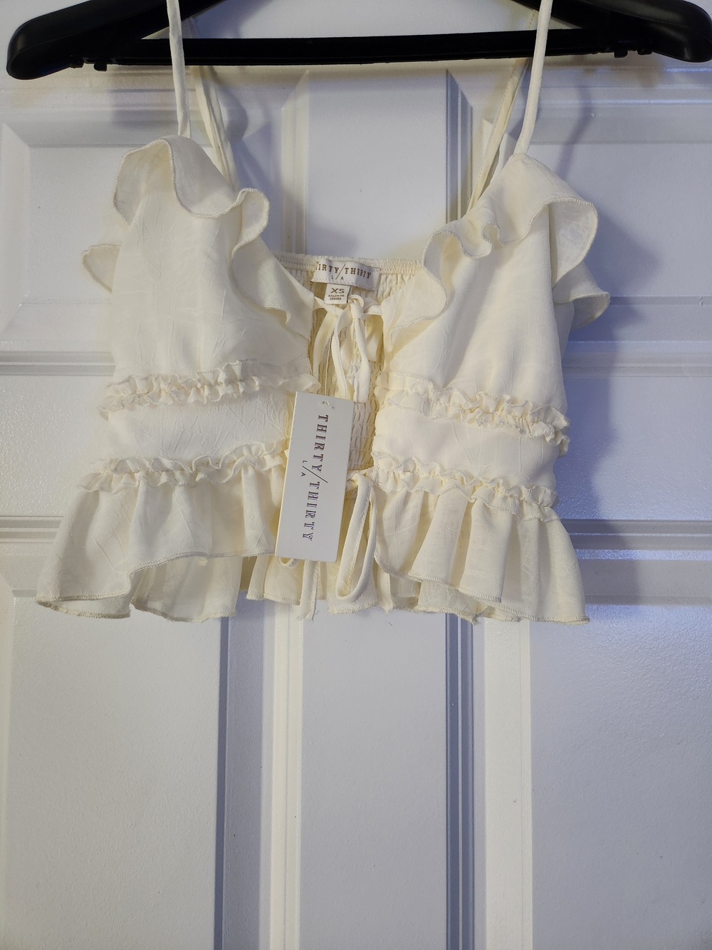 Thirty Thirty Ruffle Crop Top in Cream Size XS